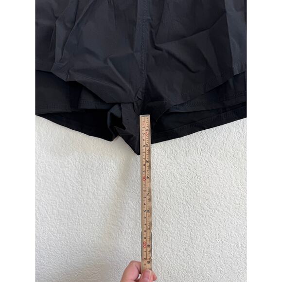 NWOT Women's Workout Gym Shorts Running Quick Dry Pockets Black Medium - Picture 3 of 12